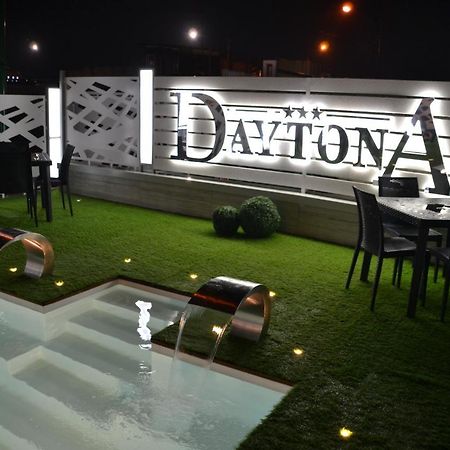 Hotel Daytona Palace คาโซริอา ภายนอก รูปภาพ