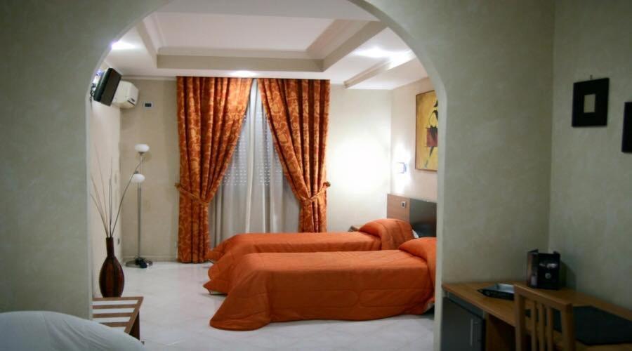 Hotel Daytona Palace คาโซริอา ภายนอก รูปภาพ